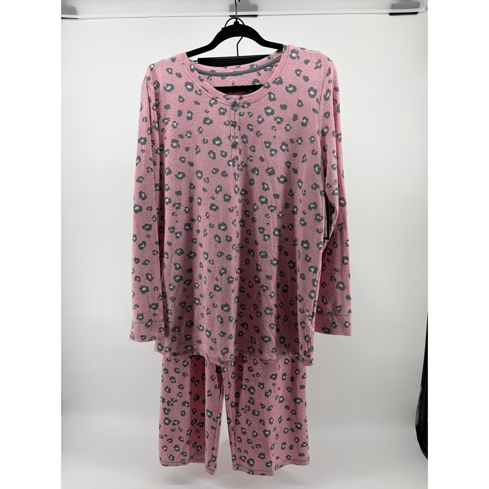 Cuddle Duds, Pajama Set Pink Capri Leopard Print Henley, Straight Leg, Sz  M NWT